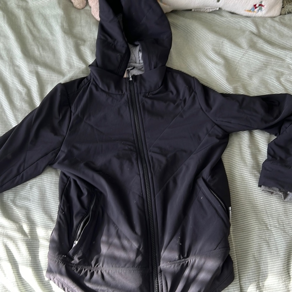 Athleta girl jacket, black with thumb holes, worn twice